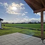 G18 Mit Wiesenblick In Eckwarderhoerne By Interhome * Grosswurden