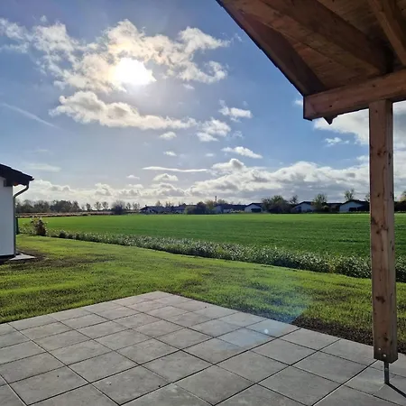 G18 Mit Wiesenblick In Eckwarderhoerne By Interhome * Grosswurden