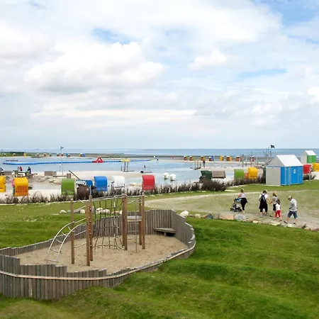 G18 Mit Wiesenblick In Eckwarderhoerne By Interhome